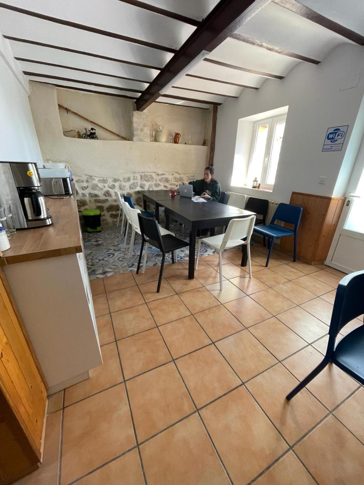 Albergue El Alfar/Pilgrim Hostel Hornillos del Camino Buitenkant foto