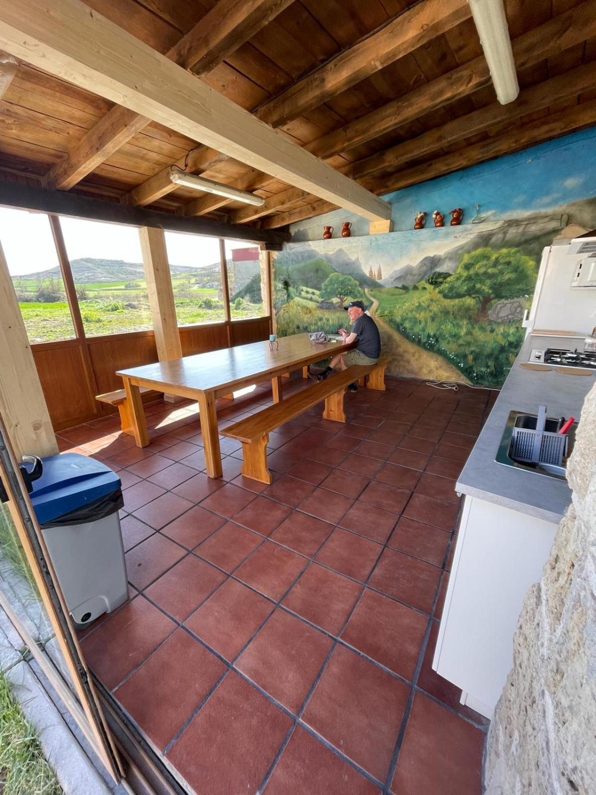 Albergue El Alfar/Pilgrim Hostel Hornillos del Camino Buitenkant foto