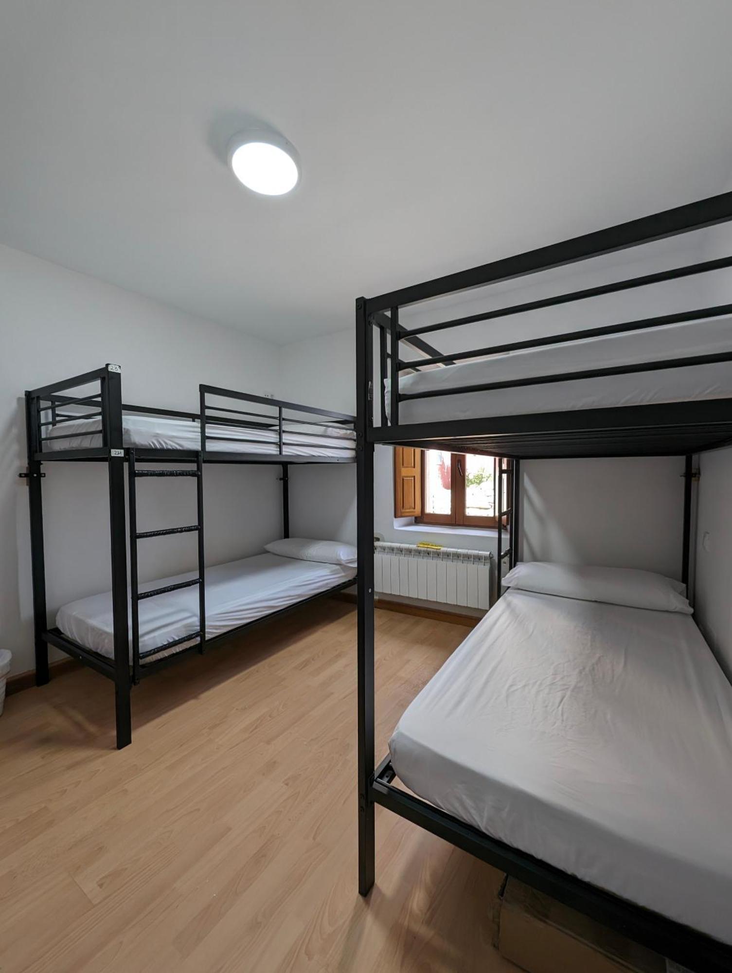 Albergue El Alfar/Pilgrim Hostel Hornillos del Camino Buitenkant foto