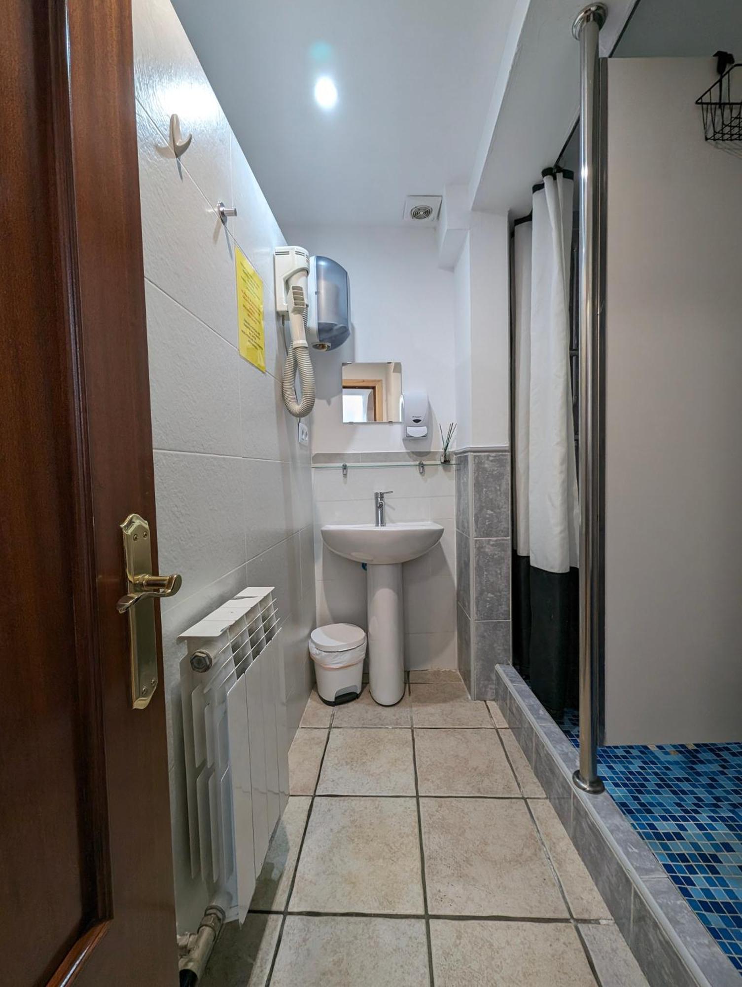 Albergue El Alfar/Pilgrim Hostel Hornillos del Camino Buitenkant foto